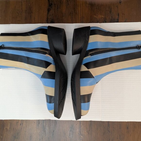 Leather, low-heeled boots - Size 38, 3 colours. Striking, practical, fun. - Picture 4 of 8